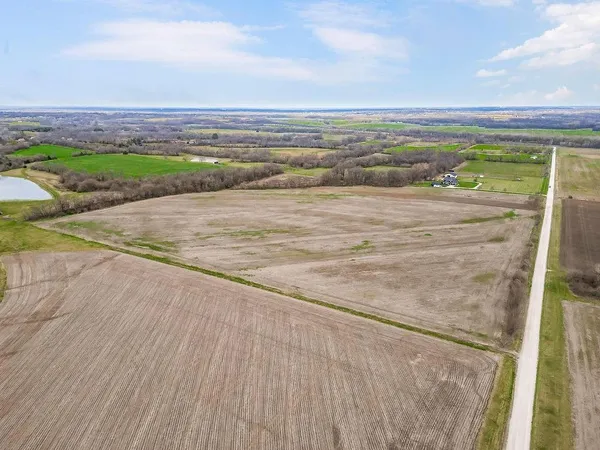 $195,000 | 3 South Pryor Road, Pleasant Hill, MO 64080