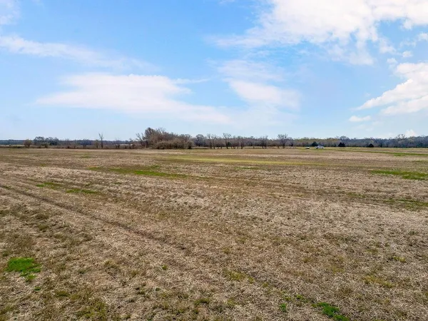 $195,000 | 3 South Pryor Road, Pleasant Hill, MO 64080