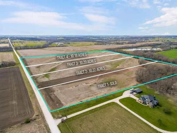 $195,000 | 3 South Pryor Road, Pleasant Hill, MO 64080
