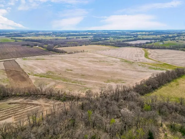$195,000 | 3 South Pryor Road, Pleasant Hill, MO 64080