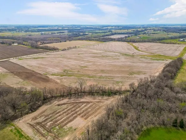 $195,000 | 3 South Pryor Road, Pleasant Hill, MO 64080