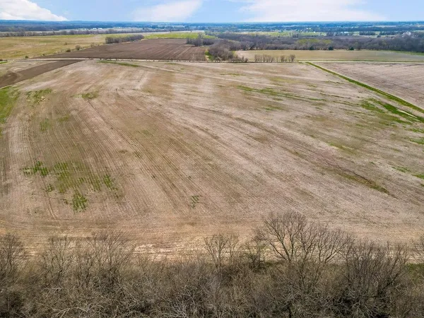 $195,000 | 3 South Pryor Road, Pleasant Hill, MO 64080