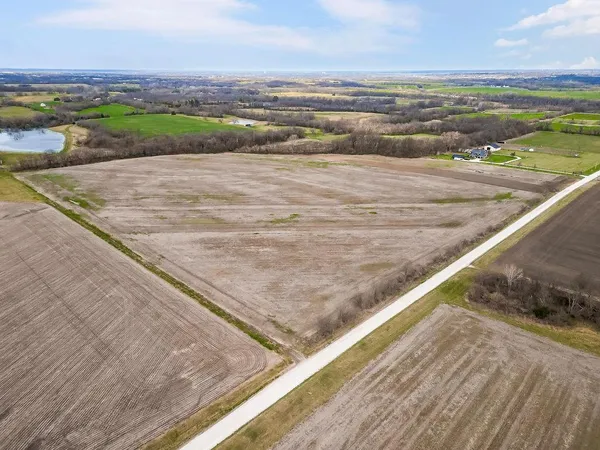 $195,000 | 3 South Pryor Road, Pleasant Hill, MO 64080