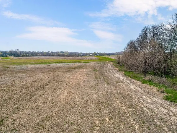 $195,000 | 3 South Pryor Road, Pleasant Hill, MO 64080