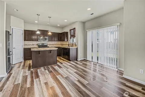 $480,000 | 2413 165th Street East, Tacoma, WA 98445
