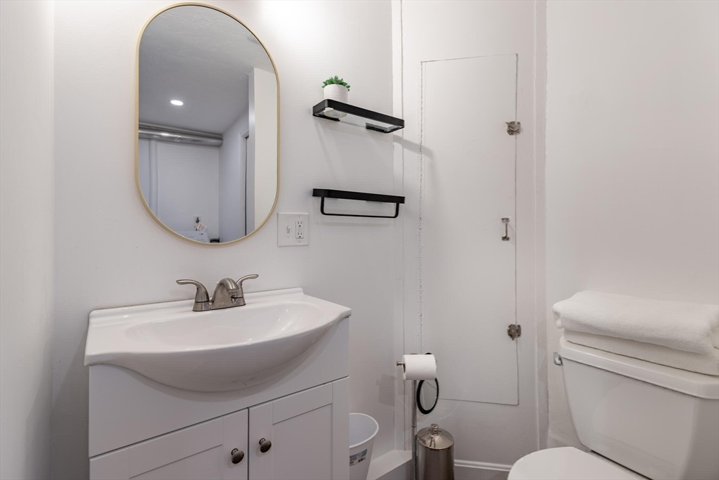 8 R North Street, Unit 5A Plymouth, MA 02360 - Photo 18 of 26
