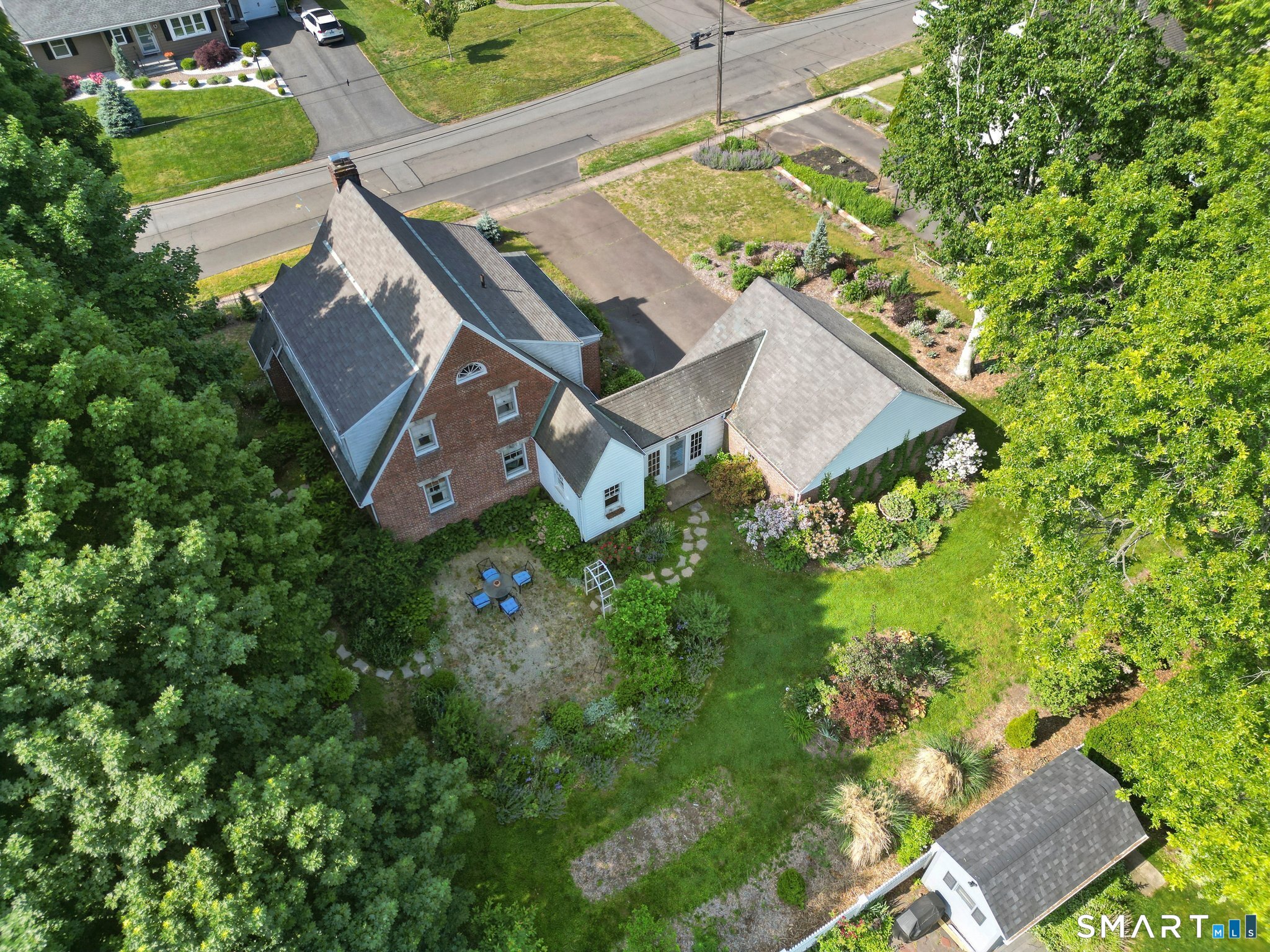 61 Russell Road Southington, CT 06467 - Photo 5 of 33
