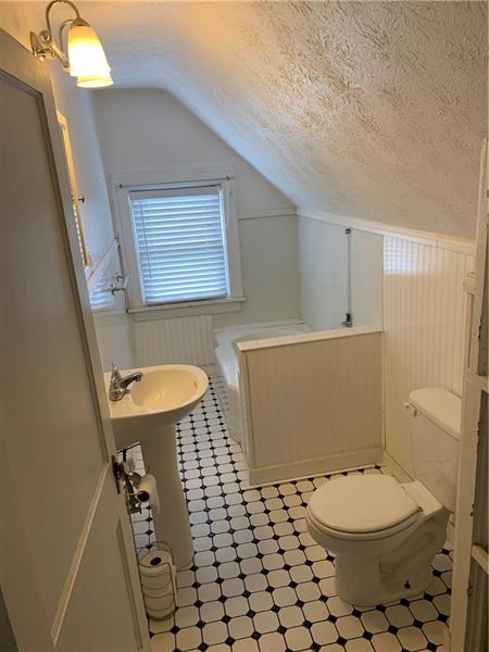 1498 Marshall Road Monaca, PA 15061 - Photo 11 of 11 Gallery Image 11
