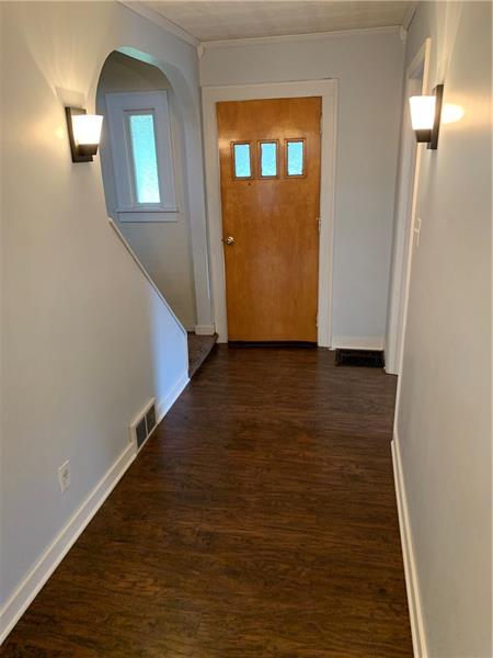 1498 Marshall Road Monaca, PA 15061 - Photo 7 of 11 Gallery Image 7