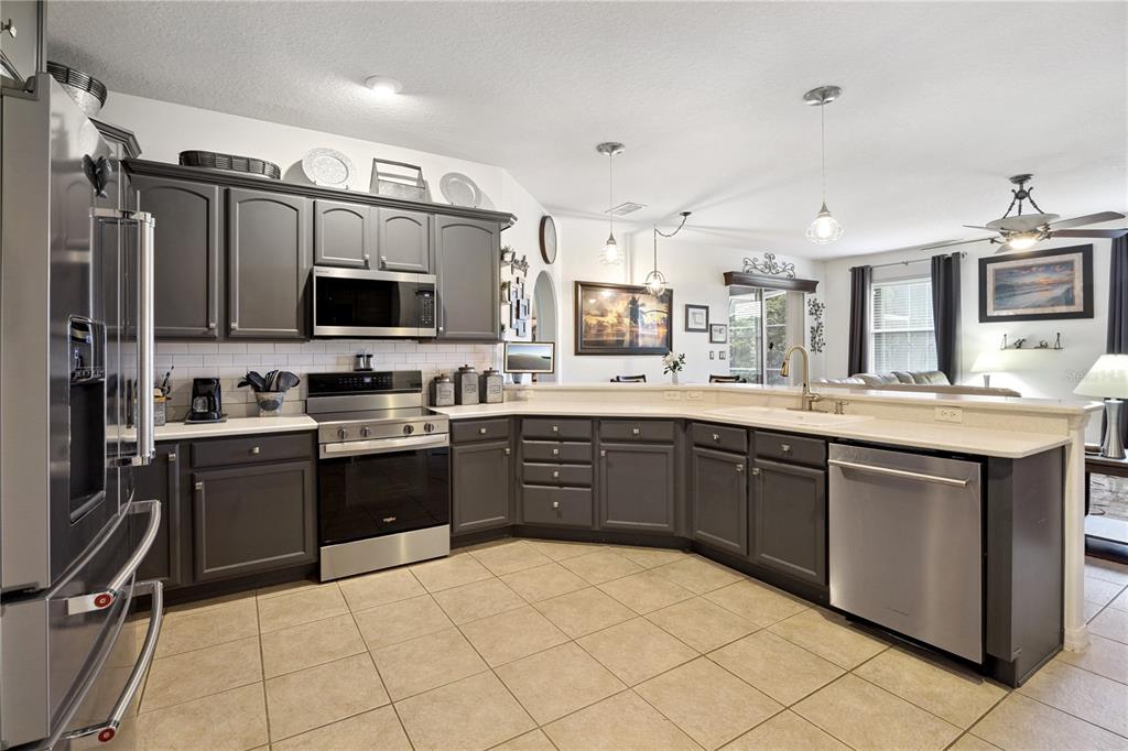 3110 Bulkley Place Eustis, FL 32726 - Photo 7 of 38