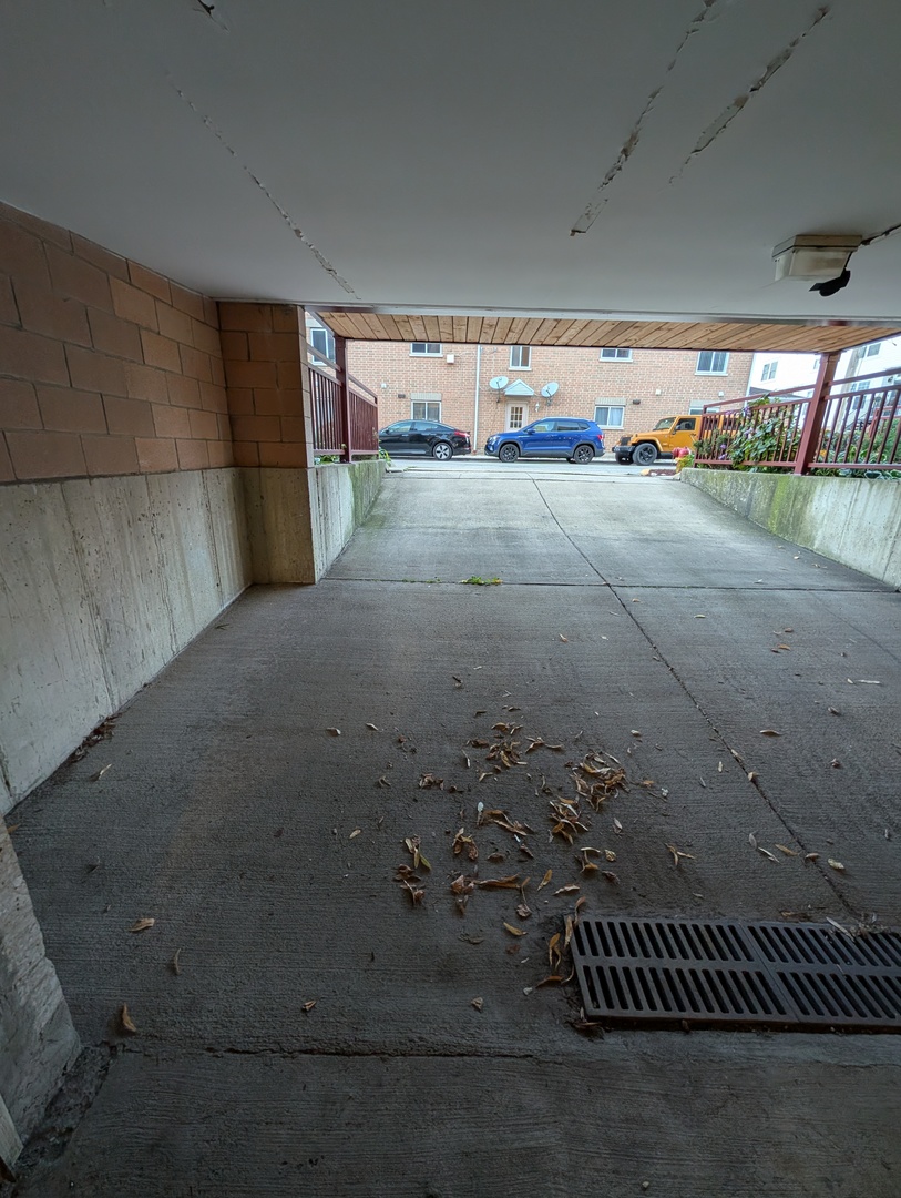 8735 West Catherine Avenue, Unit 8 Chicago, IL 60656 - Photo 12 of 76