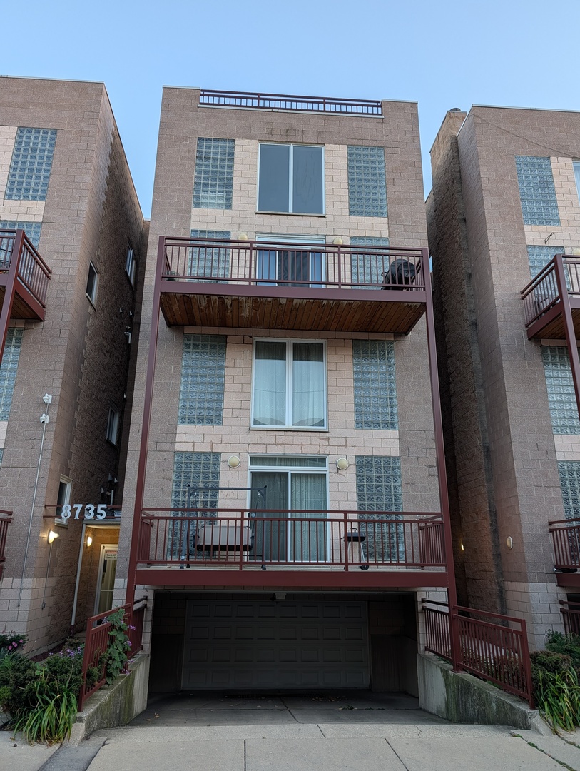 8735 West Catherine Avenue, Unit 8 Chicago, IL 60656 - Photo 2 of 76