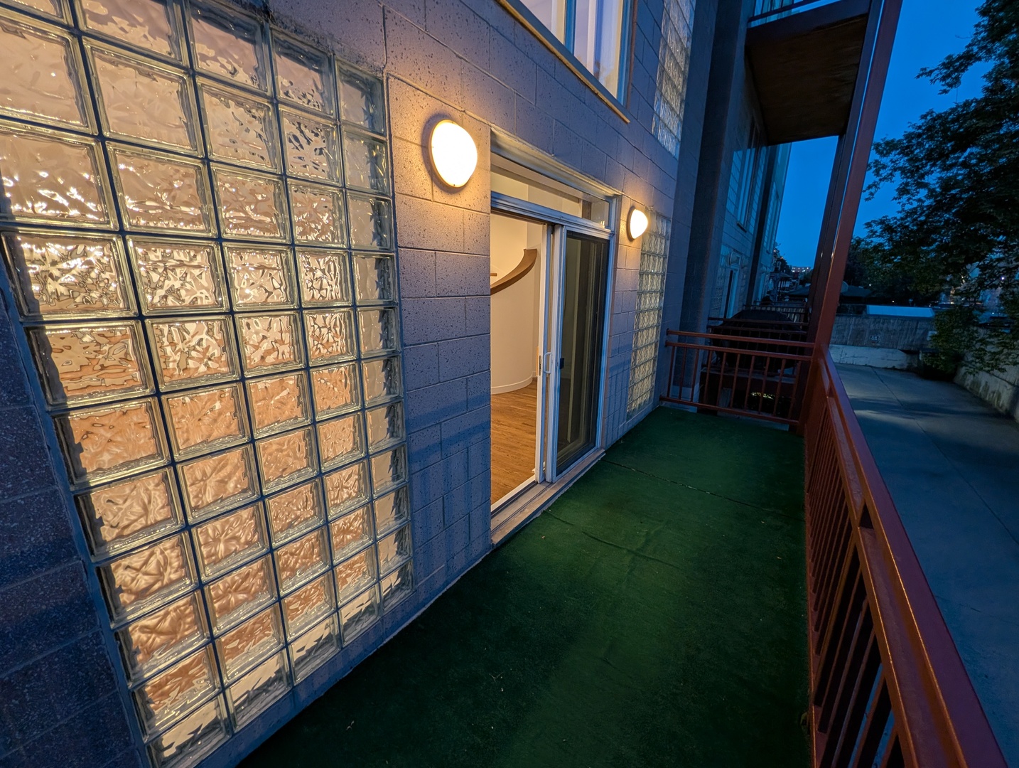 8735 West Catherine Avenue, Unit 8 Chicago, IL 60656 - Photo 35 of 76