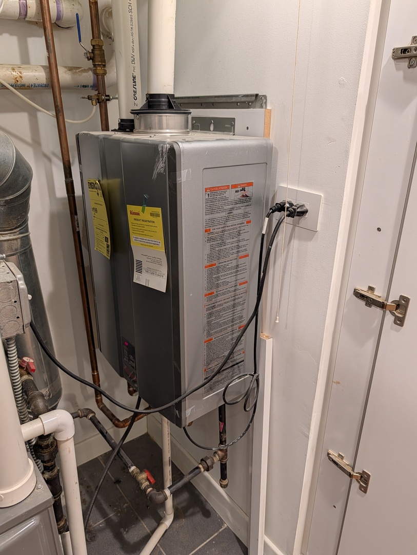 8735 West Catherine Avenue, Unit 8 Chicago, IL 60656 - Photo 68 of 76