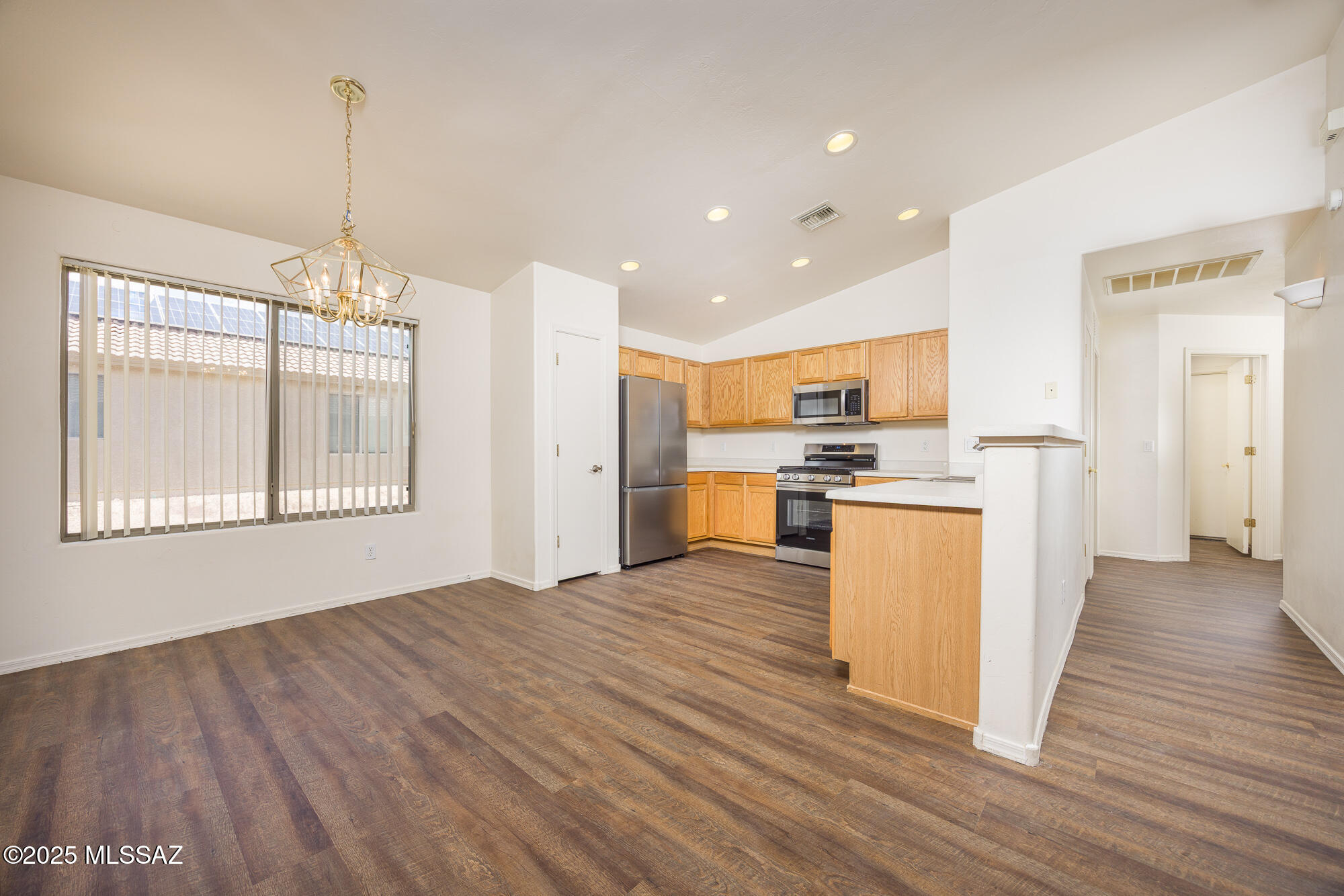3428 South Desert Promenade Road Tucson, AZ 85735 - Photo 7 of 29 Gallery Image 7
