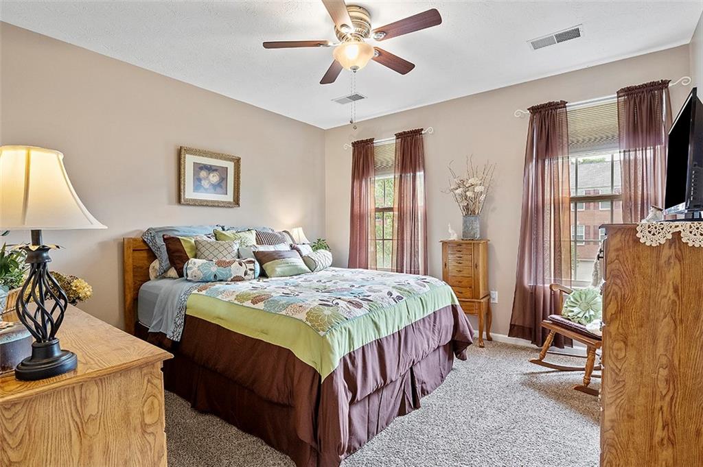 241 Maple Ridge Drive Canonsburg, PA 15317 - Photo 19 of 25 Gallery Image 19