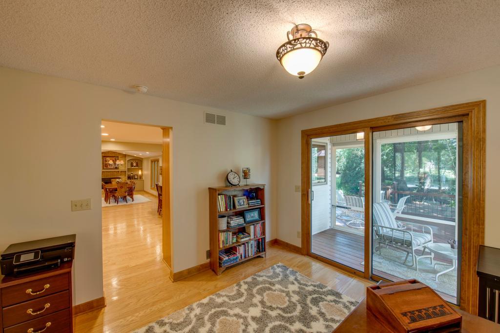 4724 Chandler Road Shoreview, MN 55126 - Photo 14 of 37 Gallery Image 14