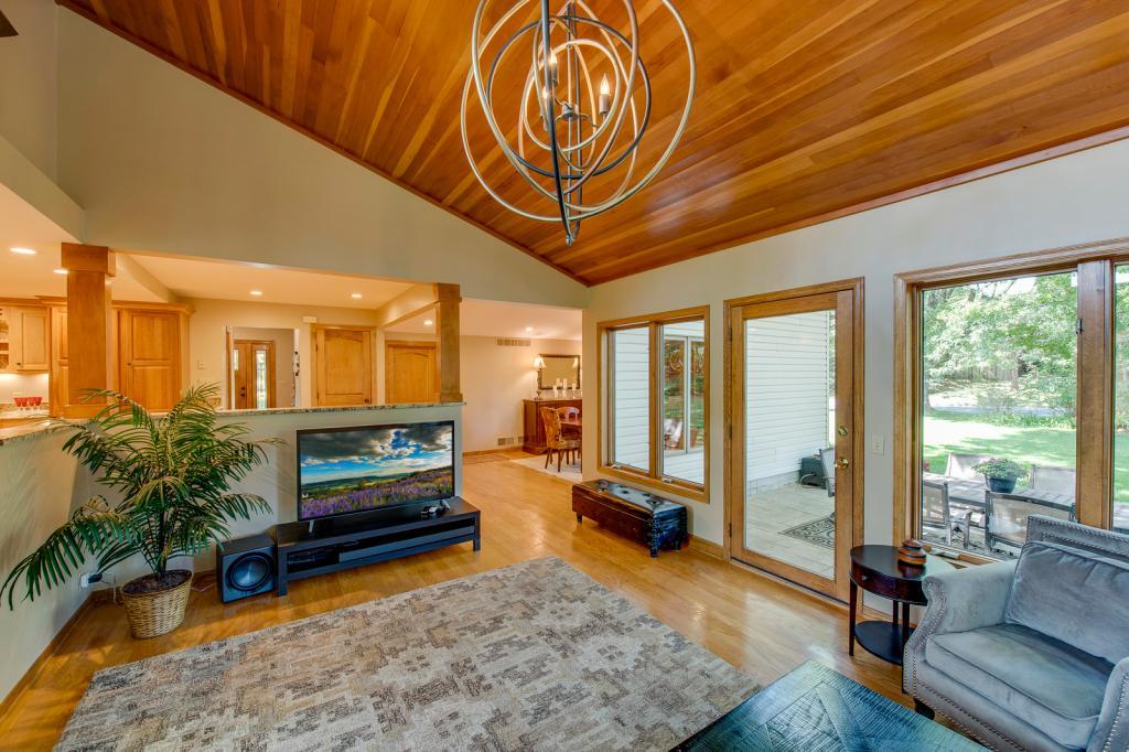 4724 Chandler Road Shoreview, MN 55126 - Photo 25 of 37 Gallery Image 25