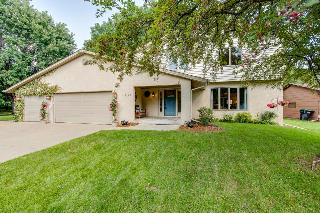 4724 Chandler Road Shoreview, MN 55126 - Photo 6 of 37 Gallery Image 6