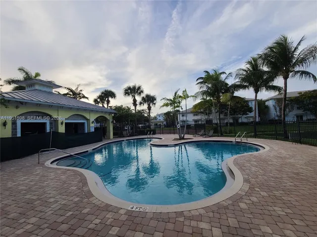 $2,300 | 3601 Northwest 14th Court, Unit 3601, Lauderhill, FL 33311