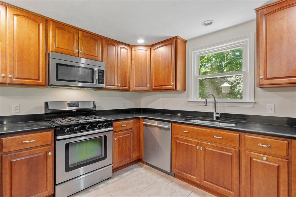 21 Cherokee Road Acton, MA 01720 - Photo 1 of 29