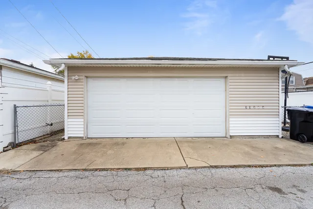 $349,900 | 11305 South Central Park Avenue, Chicago, IL 60655