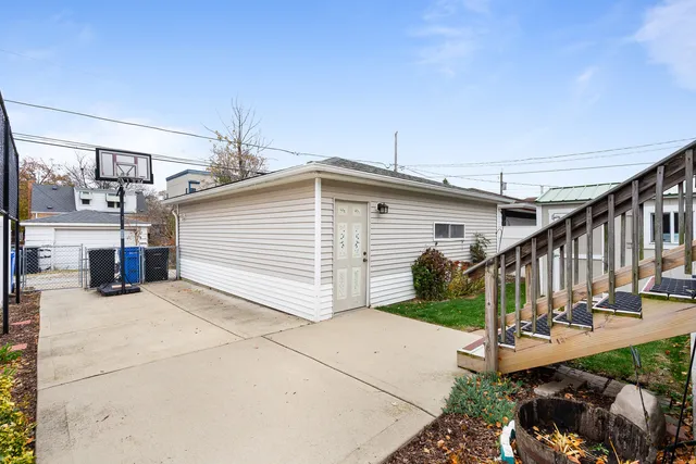 $349,900 | 11305 South Central Park Avenue, Chicago, IL 60655