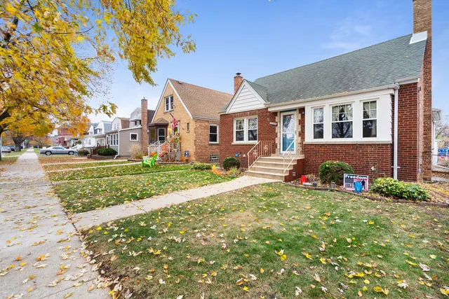 $349,900 | 11305 South Central Park Avenue, Chicago, IL 60655