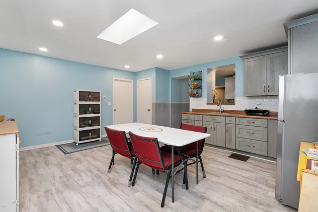 $349,900 | 11305 South Central Park Avenue, Chicago, IL 60655