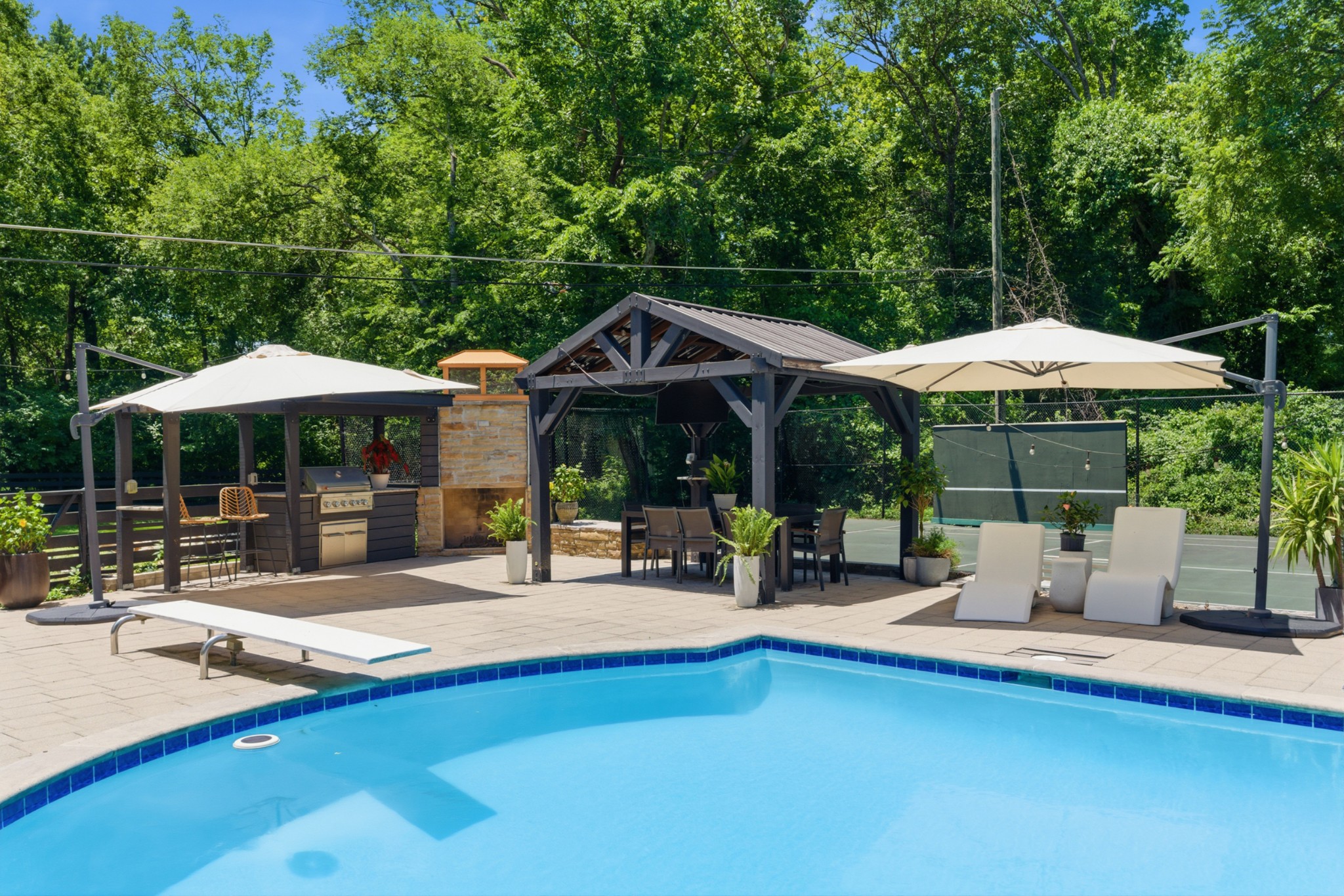 2419 Valley Brook Road Nashville, TN 37215 - Photo 3 of 70