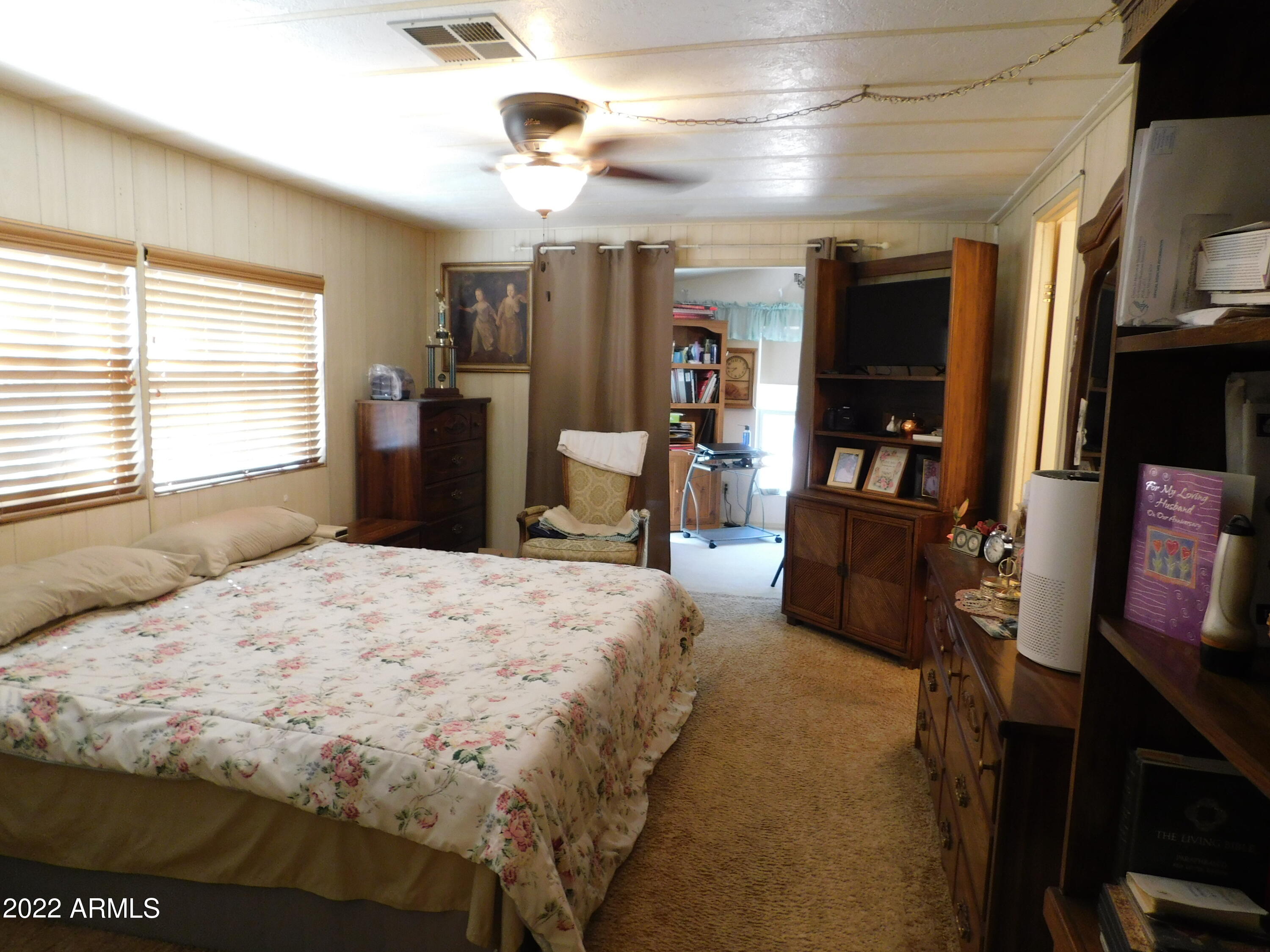 2937 Markham Road Overgaard, AZ 85933 - Photo 15 of 32 2937 Markham Road