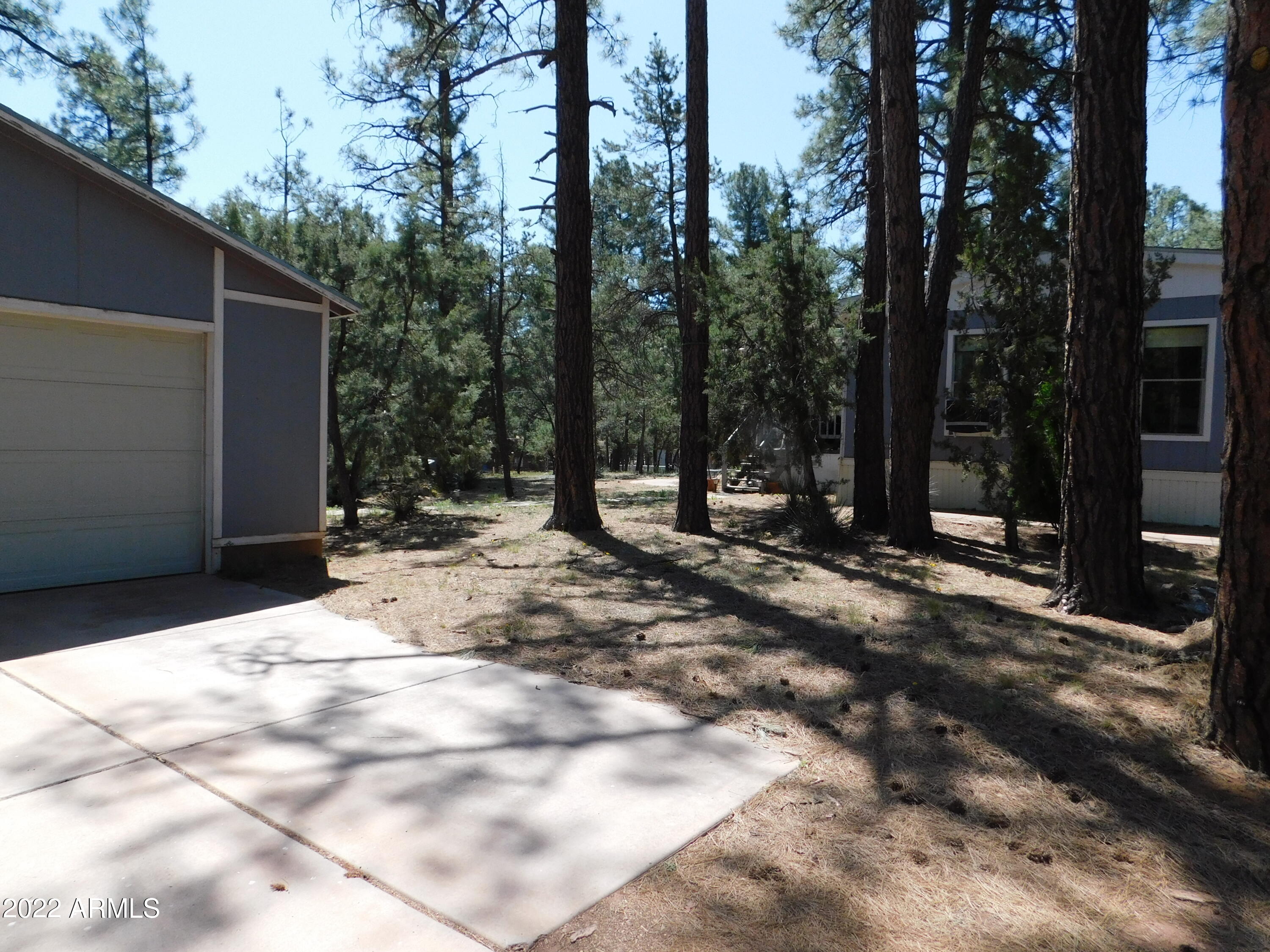 2937 Markham Road Overgaard, AZ 85933 - Photo 30 of 32 2937 Markham Road