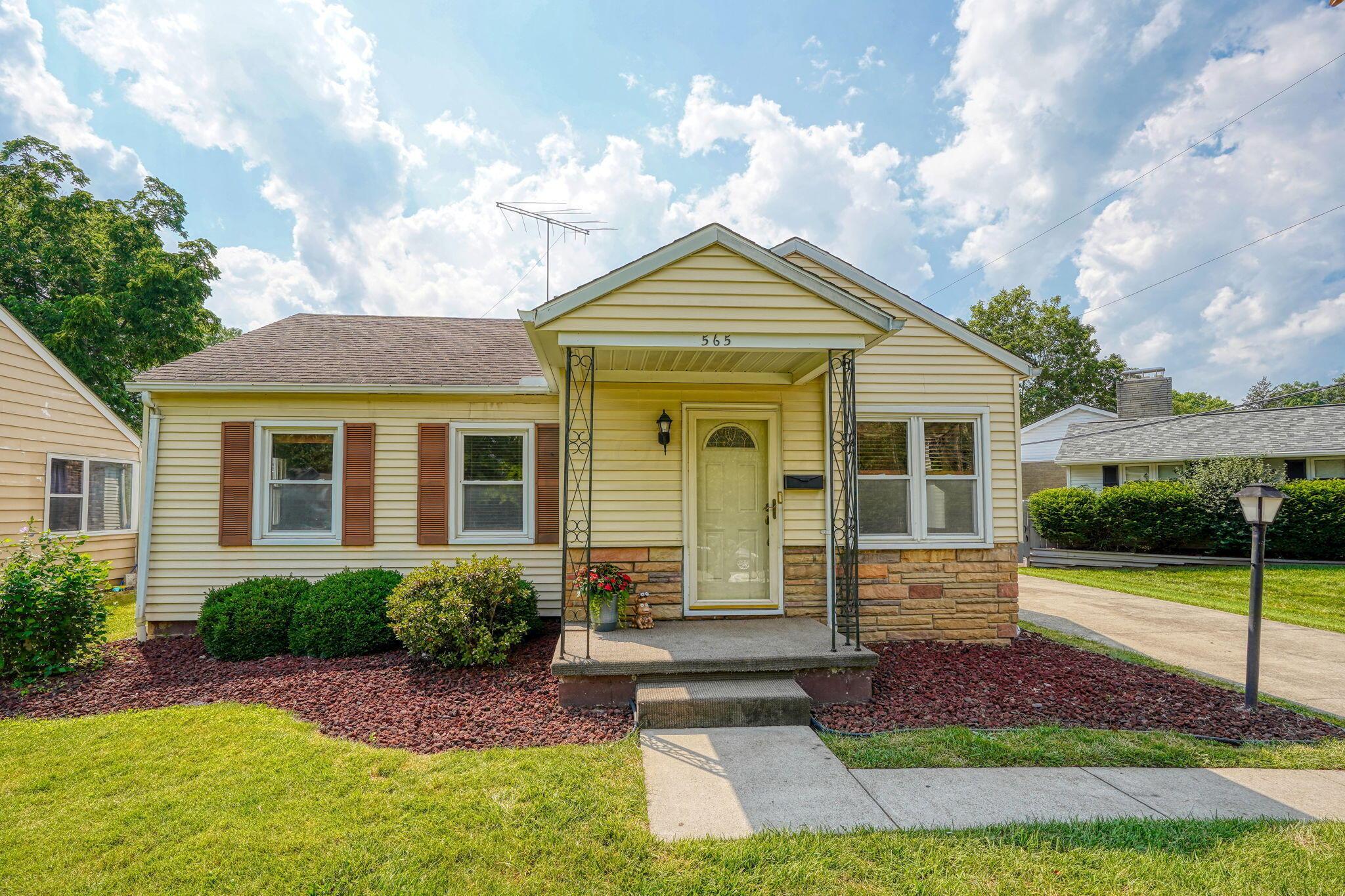 565 Springhollow Road Circleville, OH 43113 - Photo 2 of 50 565 Springhollow Rd (51)