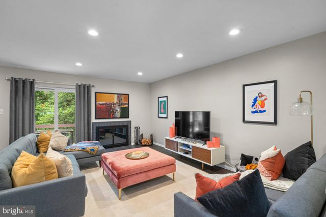 $349,000 | 30 Penny Lane, Unit 30, Baltimore, MD 21209