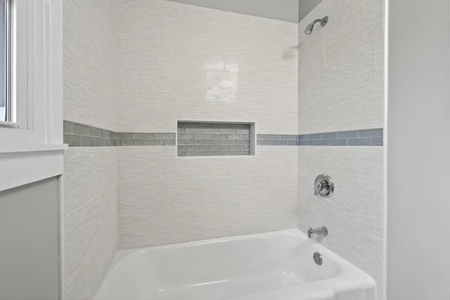 $349,900 | 165 Sherrie Lane, Woodbury, MN 55125