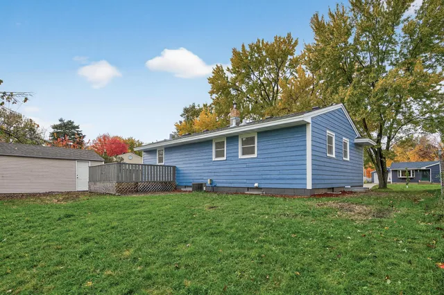 $349,900 | 165 Sherrie Lane, Woodbury, MN 55125