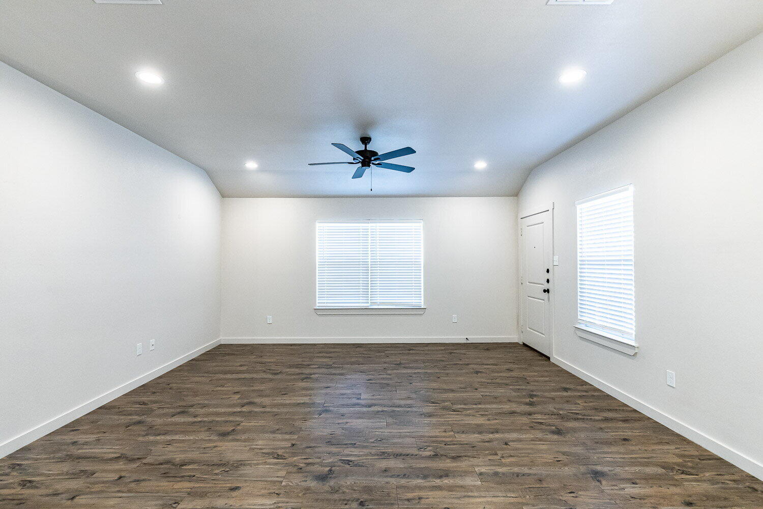 5519 121st Street, Unit B Lubbock, TX 79424 - Photo 3 of 28 large (7)