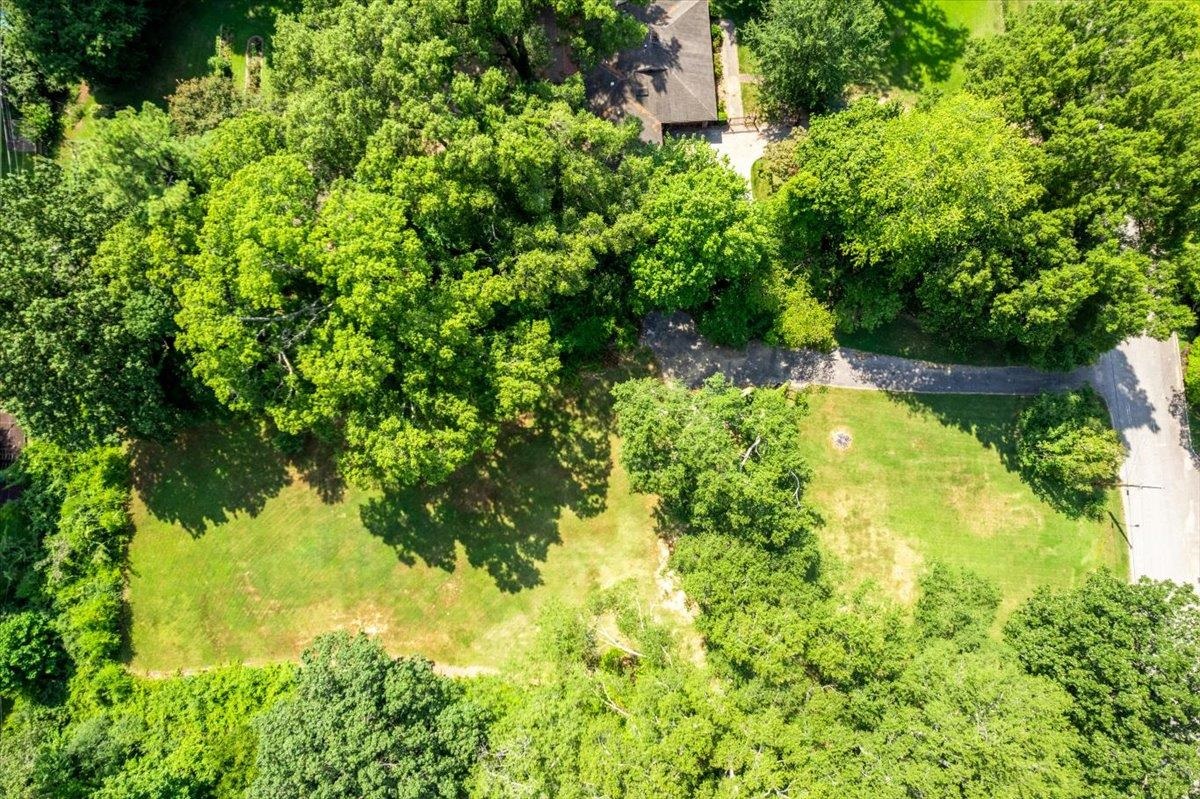 4143 Gwynne Road Memphis, TN 38117 - Photo 8 of 29 Drone / aerial view