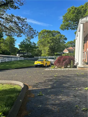 $4,250 | 60 Sherwood Drive, Unit 1, Westerly, RI 02891