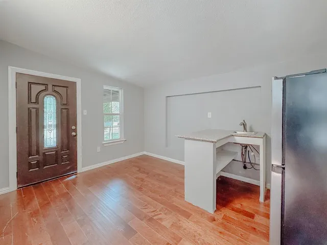 $199,000 | 503 Interstate 45, Unit R, Richland, TX 76681