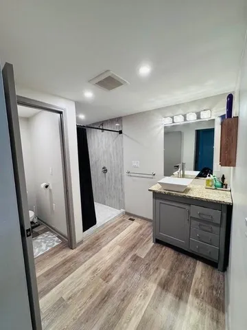 $289,000 | 510 West 98 Street, Kansas City, MO 64114