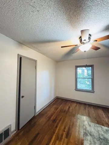 $289,000 | 510 West 98 Street, Kansas City, MO 64114