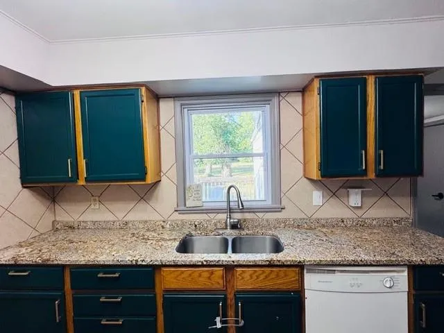 $289,000 | 510 West 98 Street, Kansas City, MO 64114