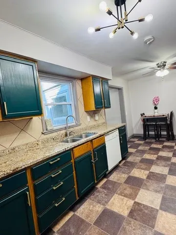 $289,000 | 510 West 98 Street, Kansas City, MO 64114