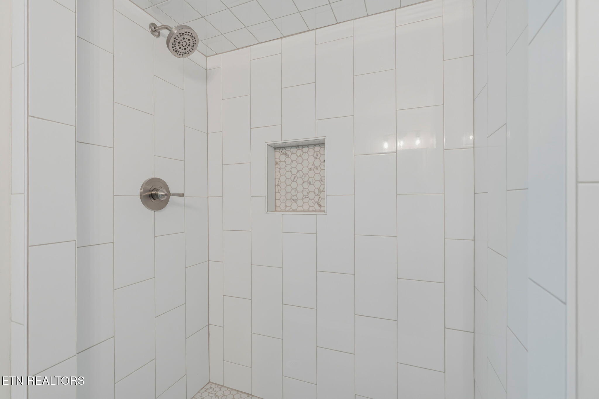 8236 Spruceland Road Powell, TN 37849 - Photo 37 of 52 34-web-or-mls-8236 Spruceland Road-46