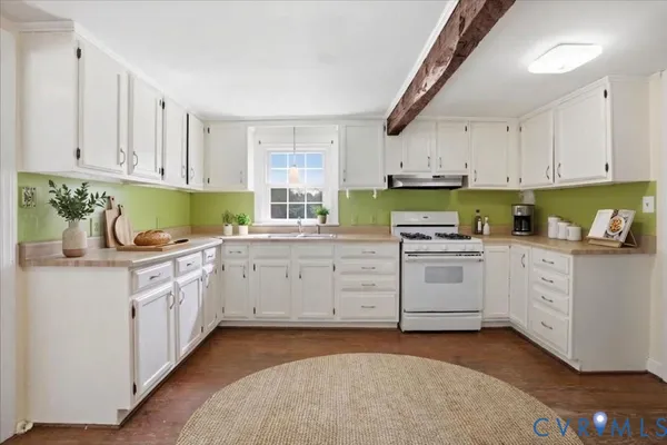 $299,900 | 8153 East Patrick Henry Road, Hanover, VA 23069