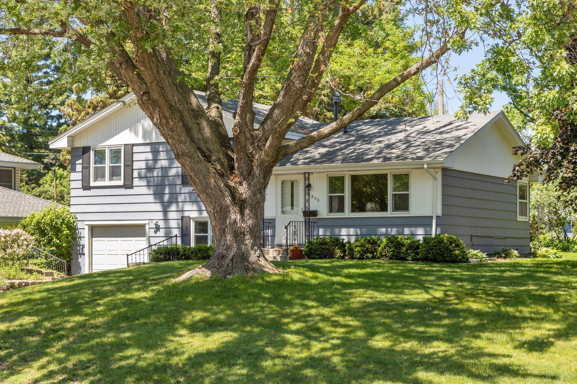 8800 Zenith Road Bloomington, MN 55431 - Photo 3 of 34
