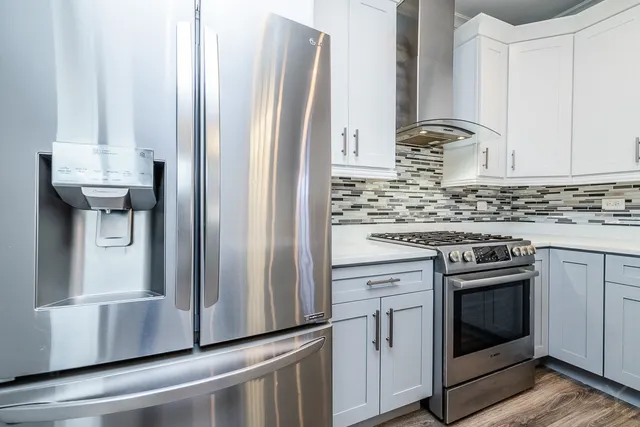 $3,200 | 1300 South Heath Avenue, Chicago, IL 60608