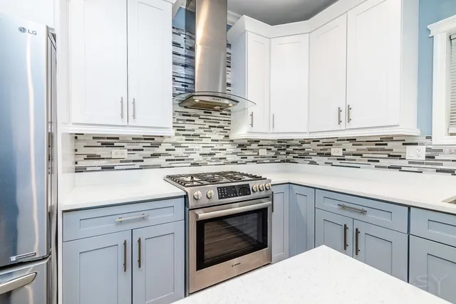 $3,200 | 1300 South Heath Avenue, Chicago, IL 60608