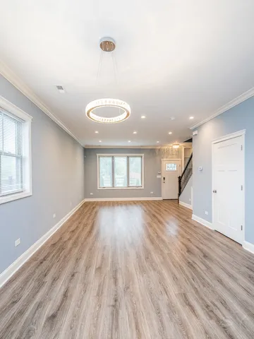 $3,200 | 1300 South Heath Avenue, Chicago, IL 60608